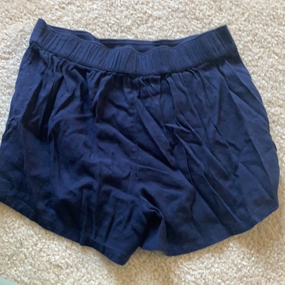 shorts - Picture 3 of 4